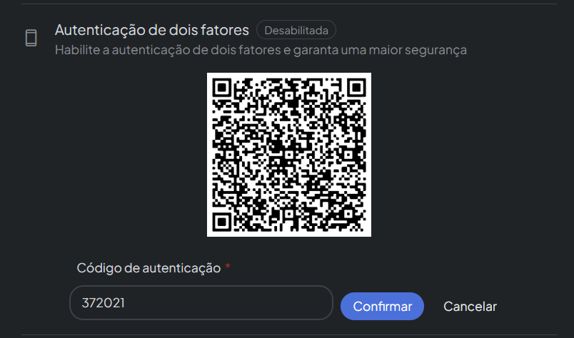 Tela de configuração da autenticação de dois fatores com QR code e campo para inserir o código de verificação